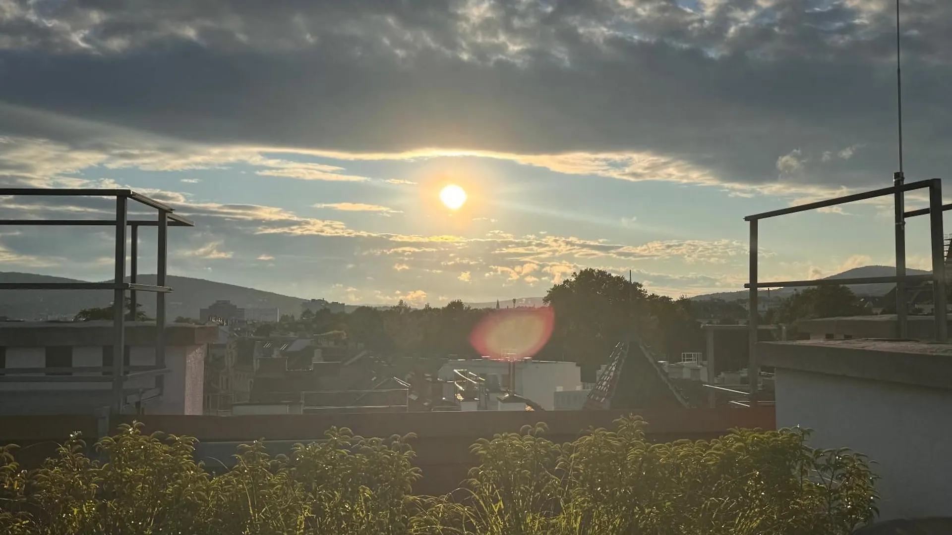 Grosszuegiges Dachterrassen-Appartment Mit Klimaanlage Und Wunderbarem Ausblick Ueber Ganz Wien 0*, Vienna