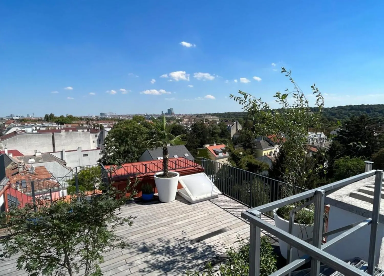 Grosszuegiges Dachterrassen-Appartment Mit Klimaanlage Und Wunderbarem Ausblick Ueber Ganz Wien فيينا